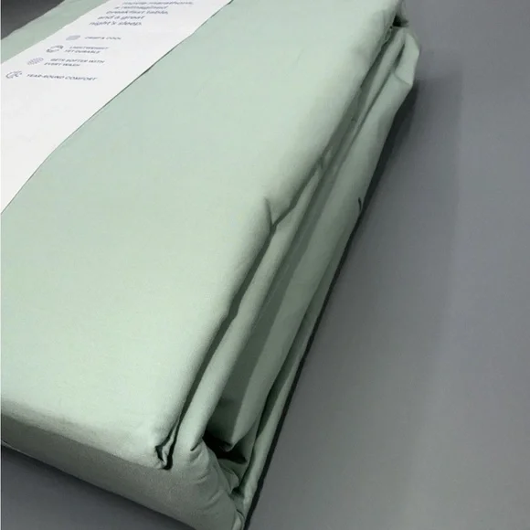 The Company Store Queen Sheet Set - Green Percale - Picture 7 of 7
